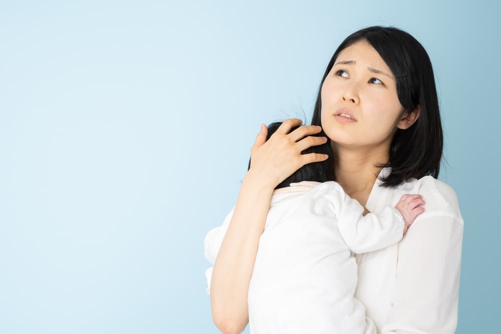心配する女性