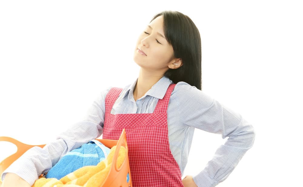 腰椎すべり症による腰の痛み